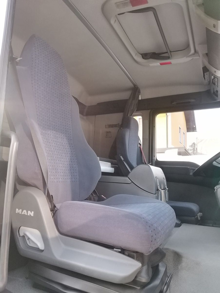 Camion porte-conteneur/ Caisse mobile MAN TGA 18 320: photos 13 Camion porte-conteneur/ Caisse mobile MAN TGA 18 320: photos 13