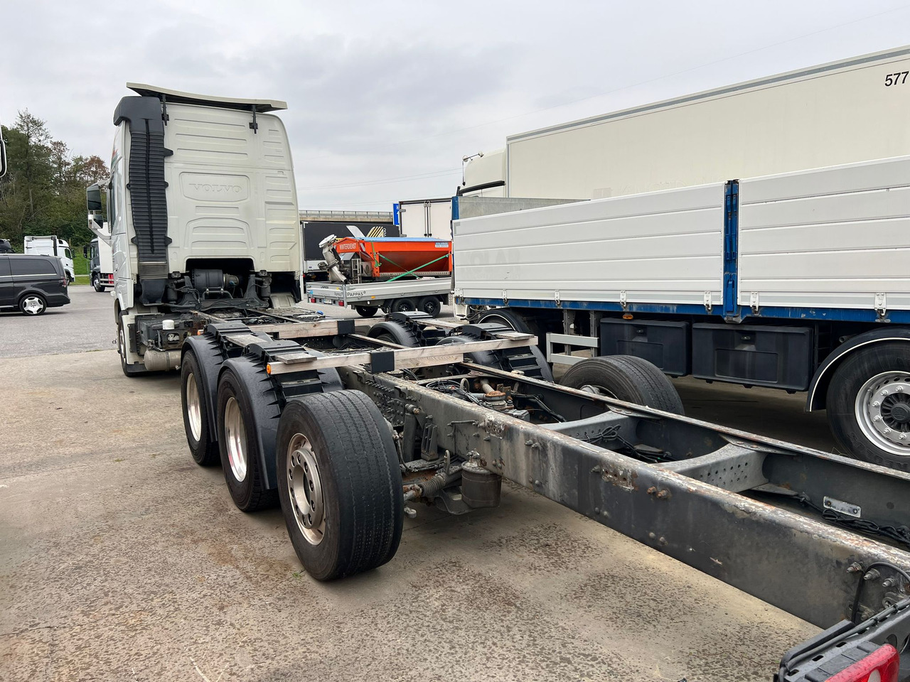 VOLVO FH 540 8x4 Fahrgestell - Châssis cabine: photos 3 VOLVO FH 540 8x4 Fahrgestell - Châssis cabine: photos 3