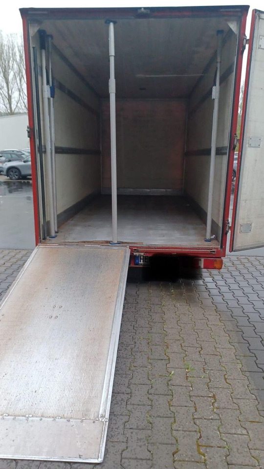 Volkswagen T5 2.0tdi mit Rampe 3ACHSER Tandemachse - Fourgon grand volume: photos 5 Volkswagen T5 2.0tdi mit Rampe 3ACHSER Tandemachse - Fourgon grand volume: photos 5