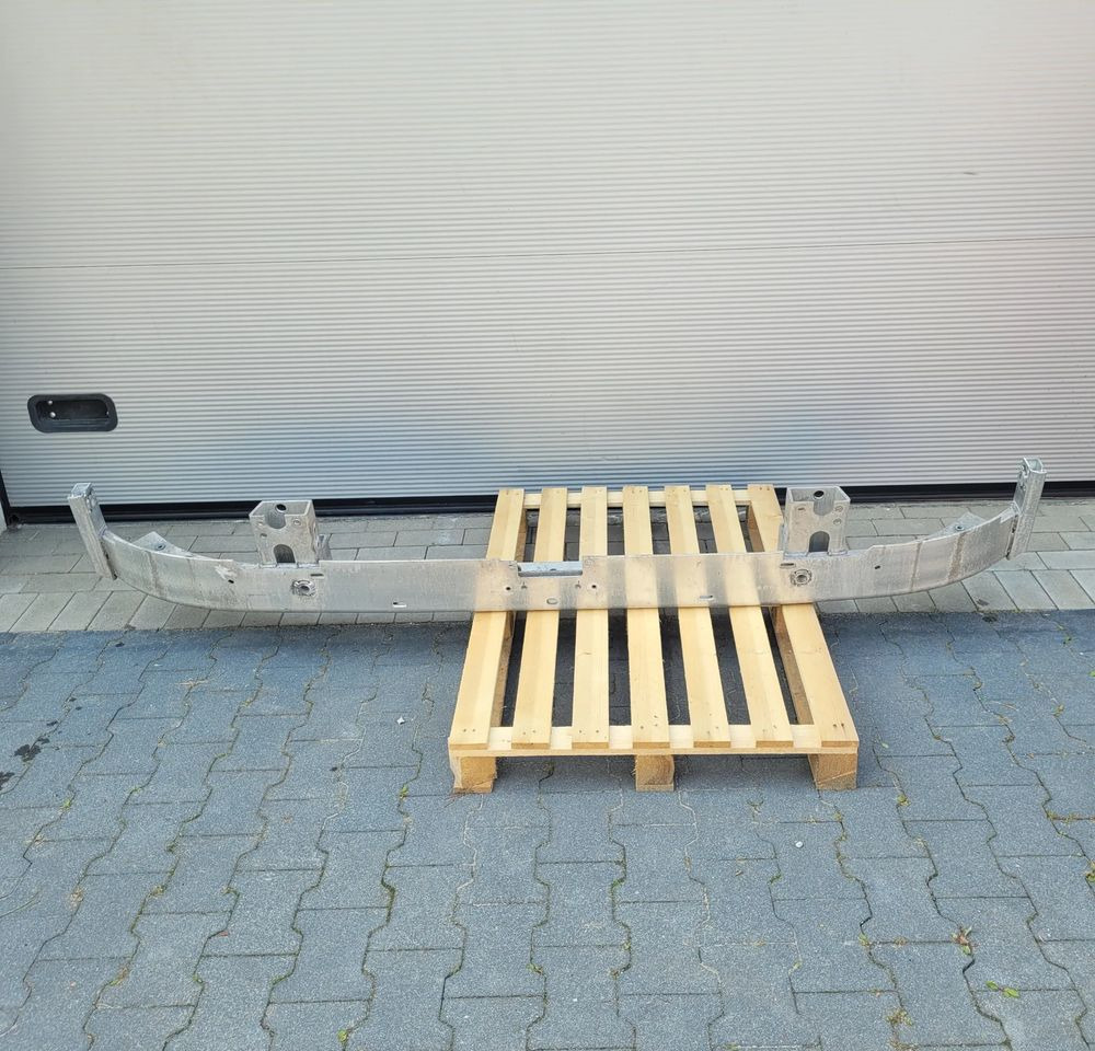 BELKA ZDERZAK RENAULT RANGE T GAMA 82679327 CHWALIM116 - Pare-chocs pour Camion: photos 1 BELKA ZDERZAK RENAULT RANGE T GAMA 82679327 CHWALIM116 - Pare-chocs pour Camion: photos 1