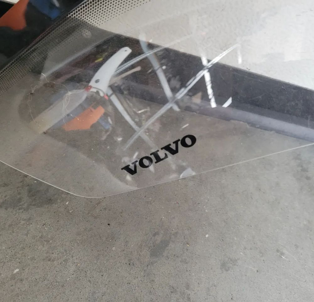 BLENDA NA DRZWI VOLVO FH4 ORYGINAŁ - Portière et pièces pour Camion: photos 3 BLENDA NA DRZWI VOLVO FH4 ORYGINAŁ - Portière et pièces pour Camion: photos 3