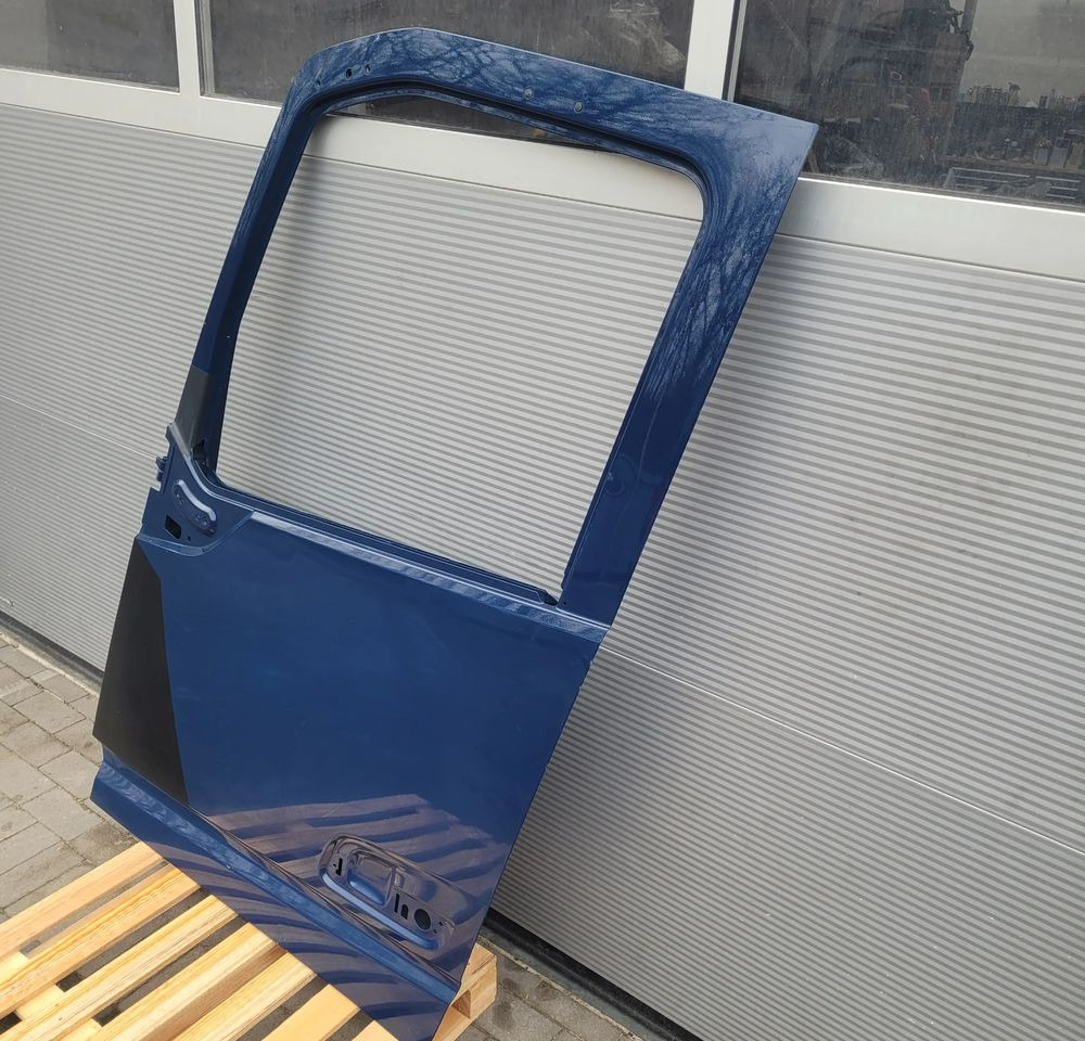 DRZWI LEWE VOLVO FH4 FH5 ORYGINAŁ CHWALIM116 - Portière et pièces pour Camion: photos 3 DRZWI LEWE VOLVO FH4 FH5 ORYGINAŁ CHWALIM116 - Portière et pièces pour Camion: photos 3