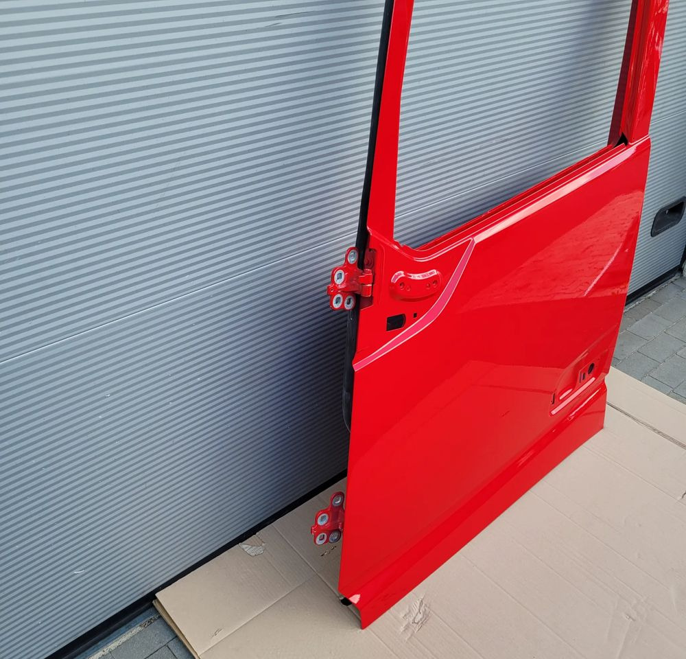 DRZWI LEWE VOLVO FH4 FH5 ORYGINAŁ CHWALIM116 - Portière et pièces pour Camion: photos 3 DRZWI LEWE VOLVO FH4 FH5 ORYGINAŁ CHWALIM116 - Portière et pièces pour Camion: photos 3