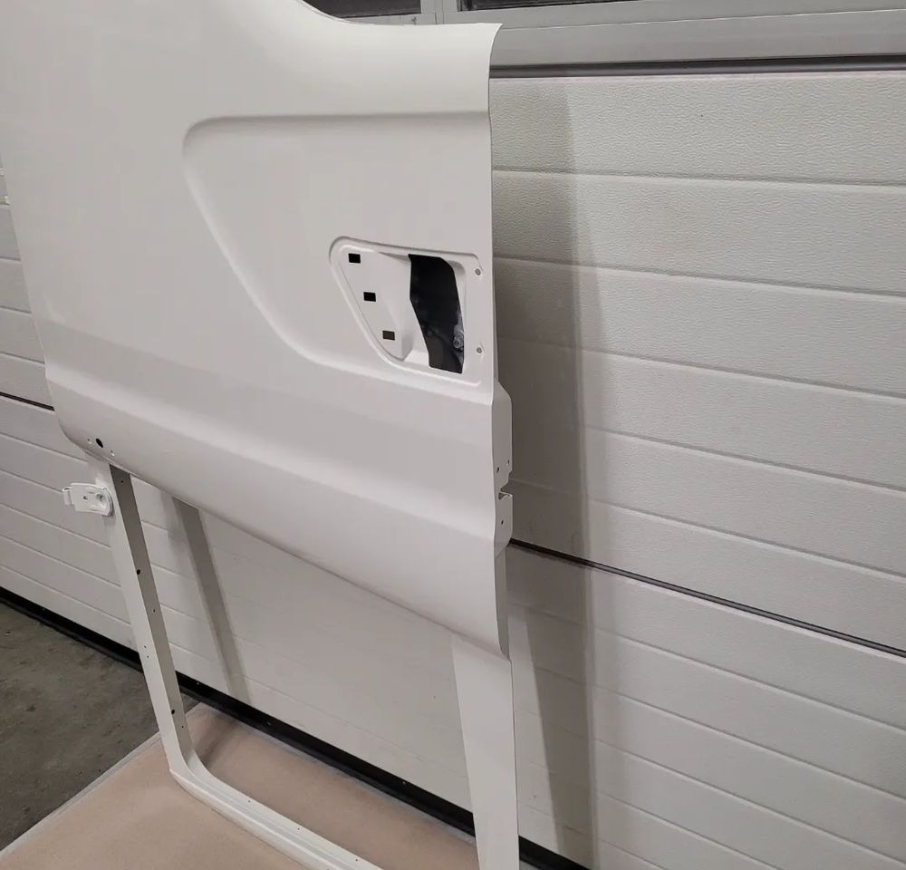 DRZWI SCANIA R PRAWE NOWY ORYGINAŁ - Portière et pièces pour Camion: photos 2 DRZWI SCANIA R PRAWE NOWY ORYGINAŁ - Portière et pièces pour Camion: photos 2