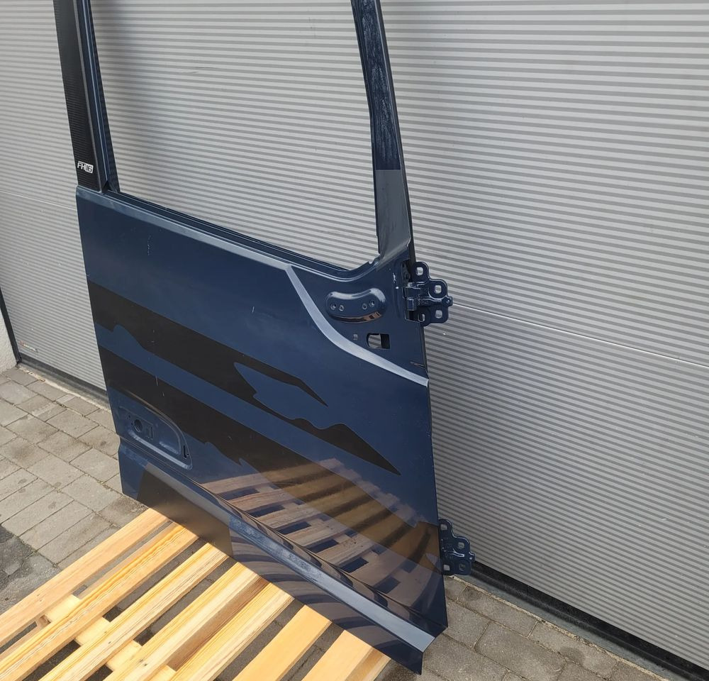 DRZWI VOLVO FH4 FH5 ORYGINAŁ RH. CHWALIM116 - Portière et pièces pour Camion: photos 3 DRZWI VOLVO FH4 FH5 ORYGINAŁ RH. CHWALIM116 - Portière et pièces pour Camion: photos 3