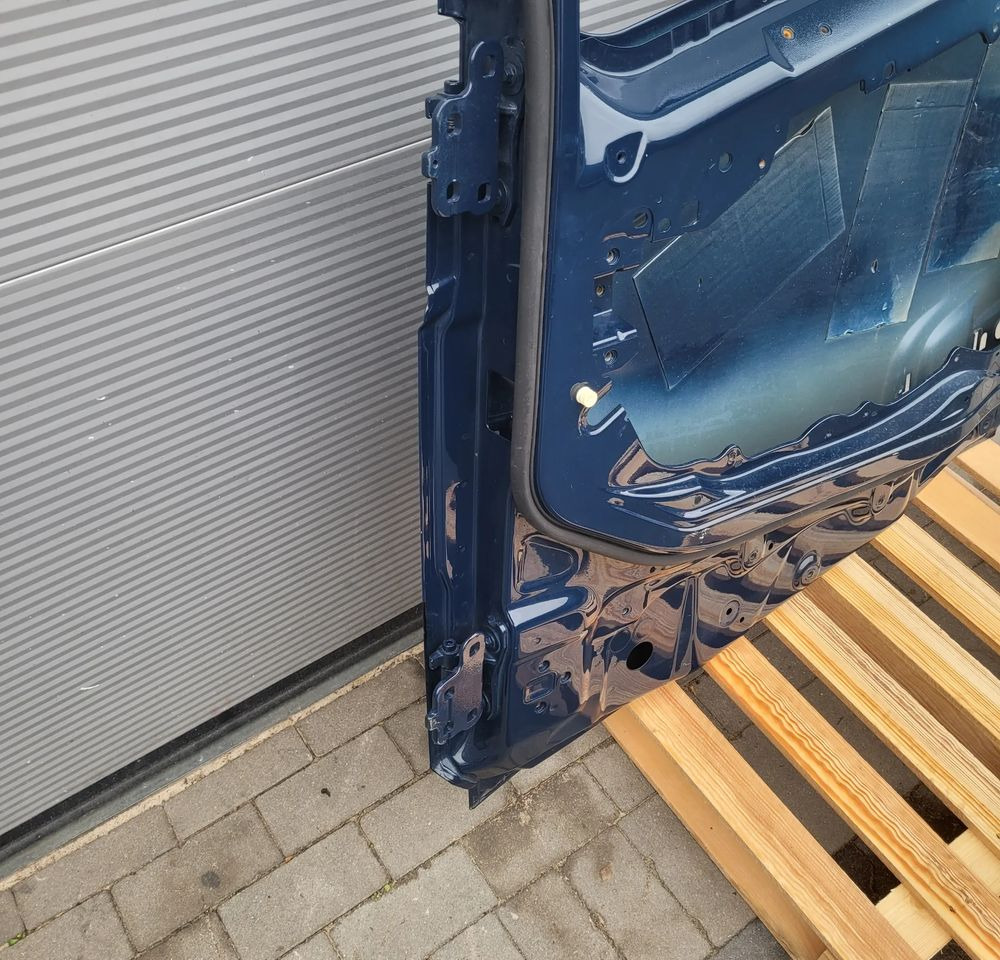 DRZWI VOLVO FH4 FH5 ORYGINAŁ RH. CHWALIM116 - Portière et pièces pour Camion: photos 4 DRZWI VOLVO FH4 FH5 ORYGINAŁ RH. CHWALIM116 - Portière et pièces pour Camion: photos 4