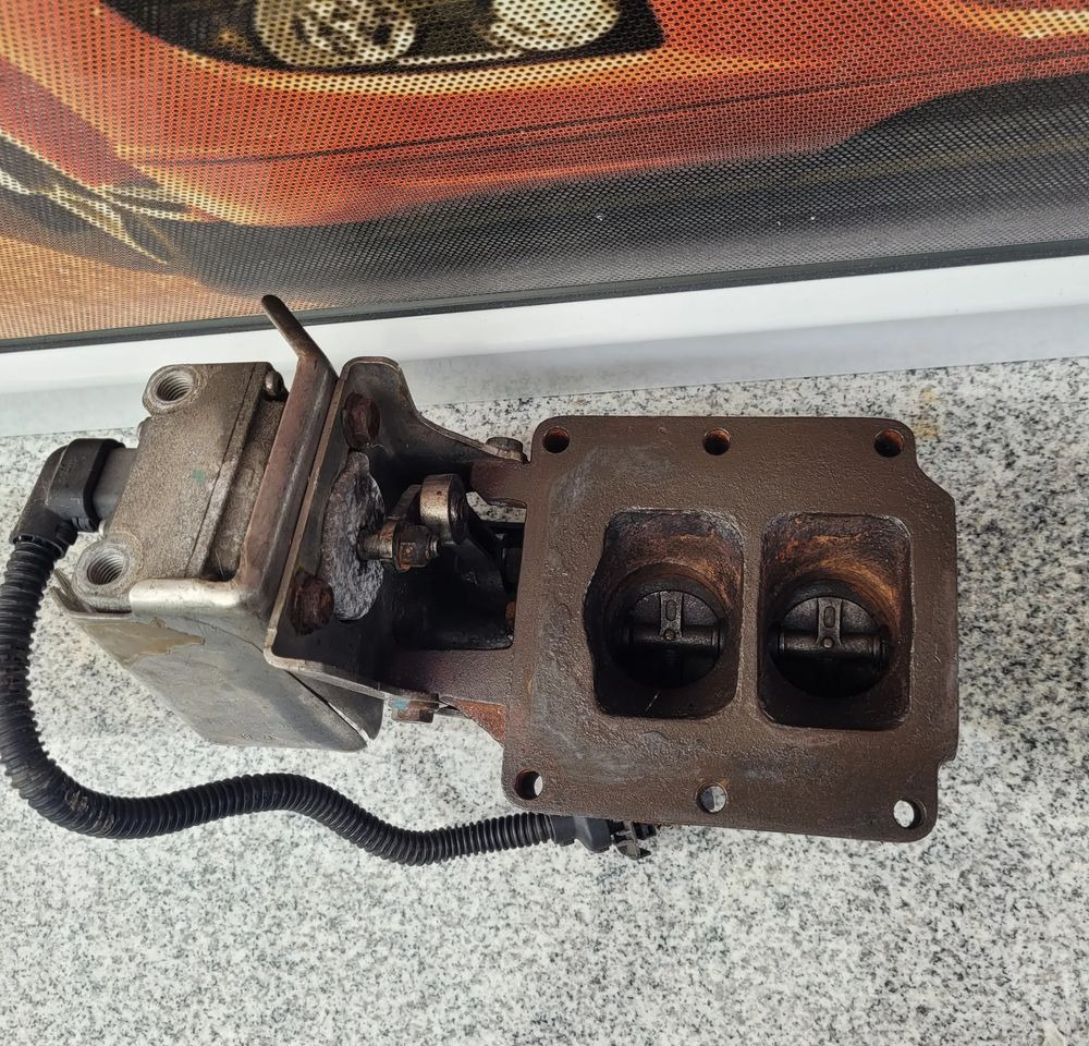 EGR MAN TGX EURO6 SPRAWNY CHWALIM116 - Refroidisseur EGR pour Camion: photos 4 EGR MAN TGX EURO6 SPRAWNY CHWALIM116 - Refroidisseur EGR pour Camion: photos 4