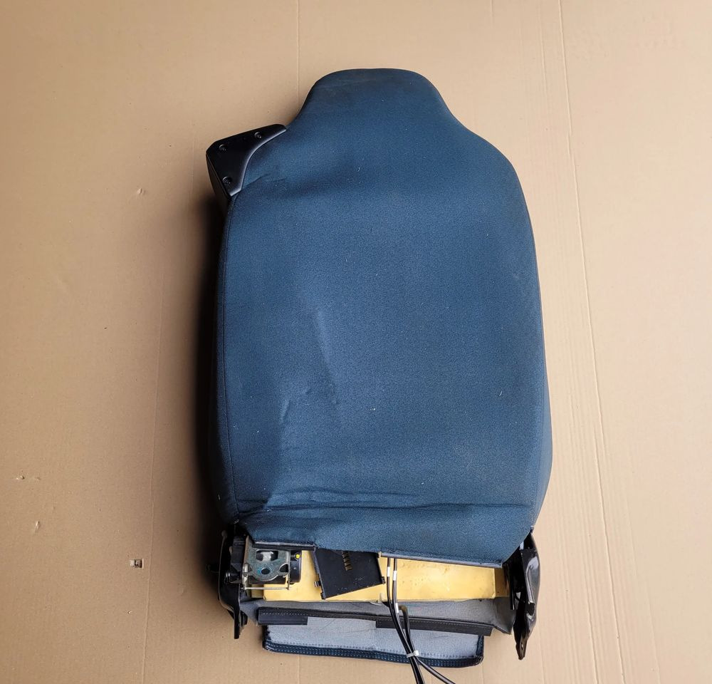 FOTEL OPARCIE VOLVO FH4 ORYGINAŁ CHWALIM116 - Siège pour Camion: photos 2 FOTEL OPARCIE VOLVO FH4 ORYGINAŁ CHWALIM116 - Siège pour Camion: photos 2