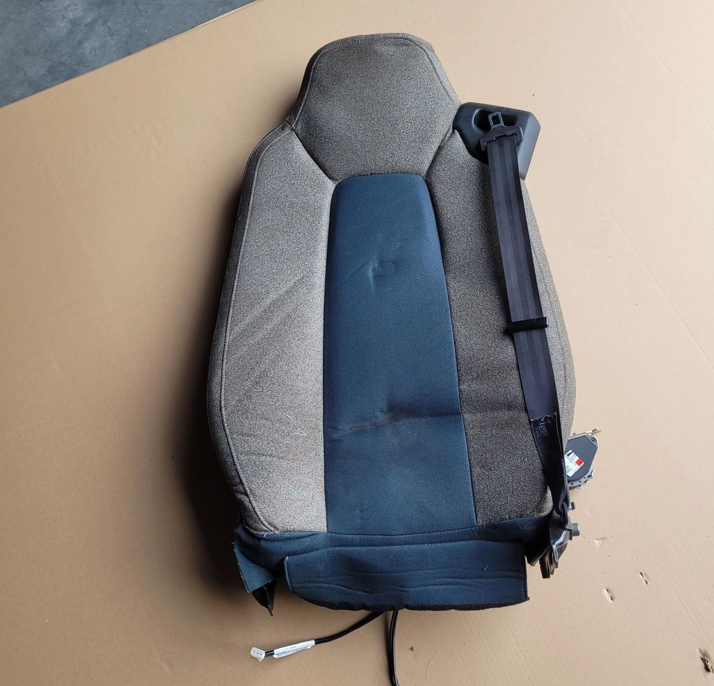 FOTEL OPARCIE VOLVO FH4 ORYGINAŁ CHWALIM116 - Siège pour Camion: photos 1 FOTEL OPARCIE VOLVO FH4 ORYGINAŁ CHWALIM116 - Siège pour Camion: photos 1