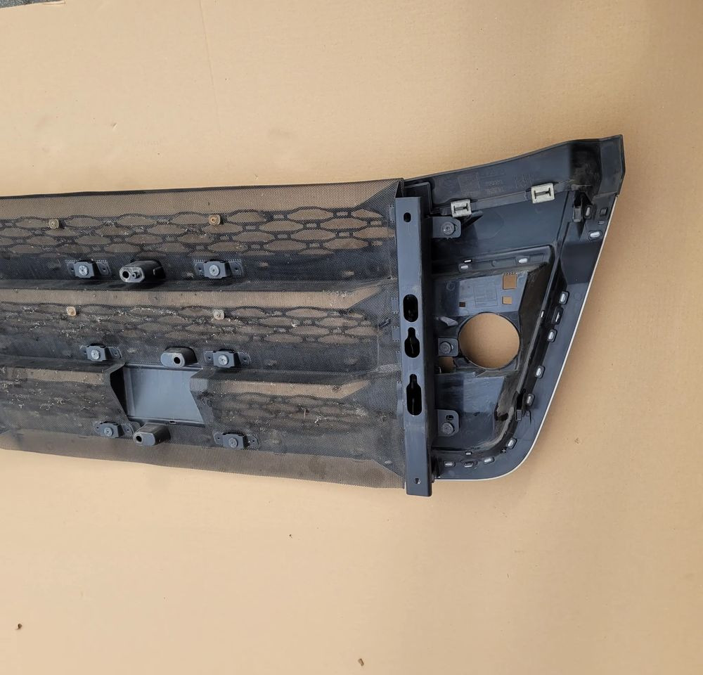 GRILL ATRAPA DAF XG XD XF NM. ORYGINAŁ 2311439 CHWALIM116 - Calandre pour Camion: photos 4 GRILL ATRAPA DAF XG XD XF NM. ORYGINAŁ 2311439 CHWALIM116 - Calandre pour Camion: photos 4