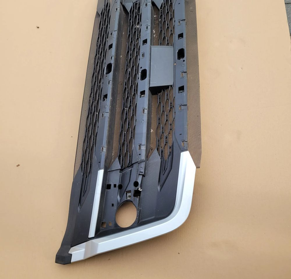 GRILL ATRAPA DAF XG XD XF NM. ORYGINAŁ 2311439 CHWALIM116 - Calandre pour Camion: photos 2 GRILL ATRAPA DAF XG XD XF NM. ORYGINAŁ 2311439 CHWALIM116 - Calandre pour Camion: photos 2