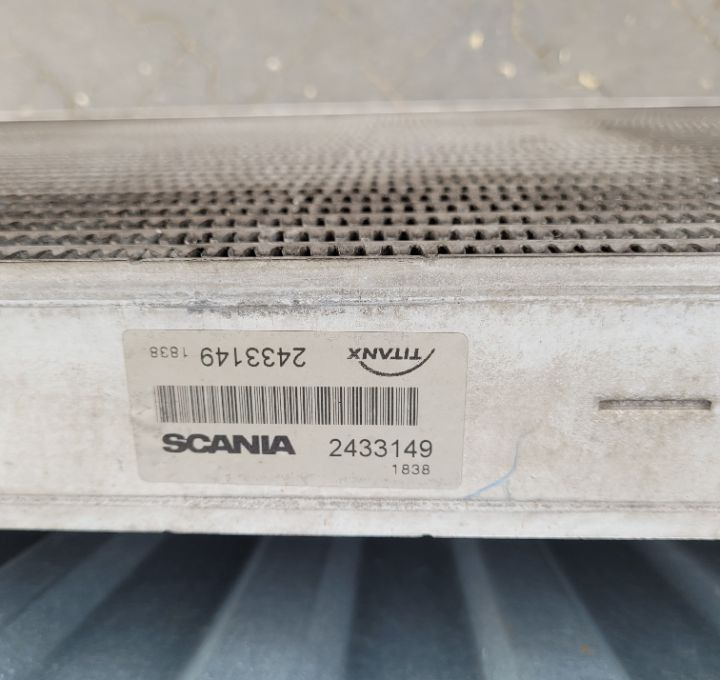 INTERCOOLER SCANIA S NGT OM 2433149 - Système de refroidissement pour Camion: photos 3 INTERCOOLER SCANIA S NGT OM 2433149 - Système de refroidissement pour Camion: photos 3