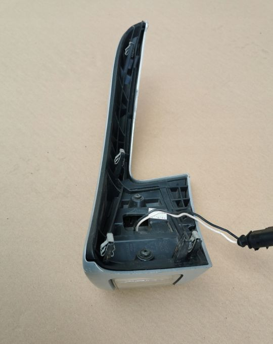 KIERUNKOWSKAZ VOLVO FMX 82462031 LH - Clignotants pour Camion: photos 2 KIERUNKOWSKAZ VOLVO FMX 82462031 LH - Clignotants pour Camion: photos 2