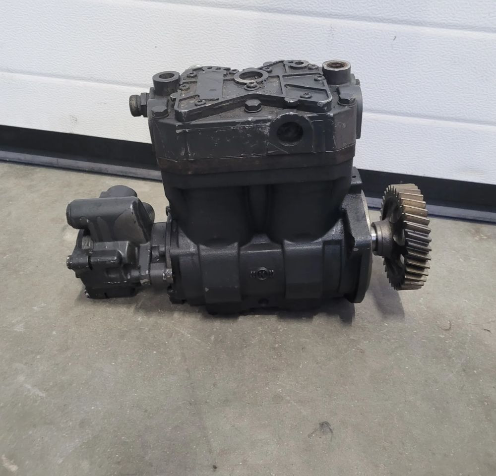 KOMPRESOR +WSPOMAGANIE IVECO STRALIS ORYGINAŁ 504293730 CHWALIM116 - Compresseur pour Camion: photos 2 KOMPRESOR +WSPOMAGANIE IVECO STRALIS ORYGINAŁ 504293730 CHWALIM116 - Compresseur pour Camion: photos 2
