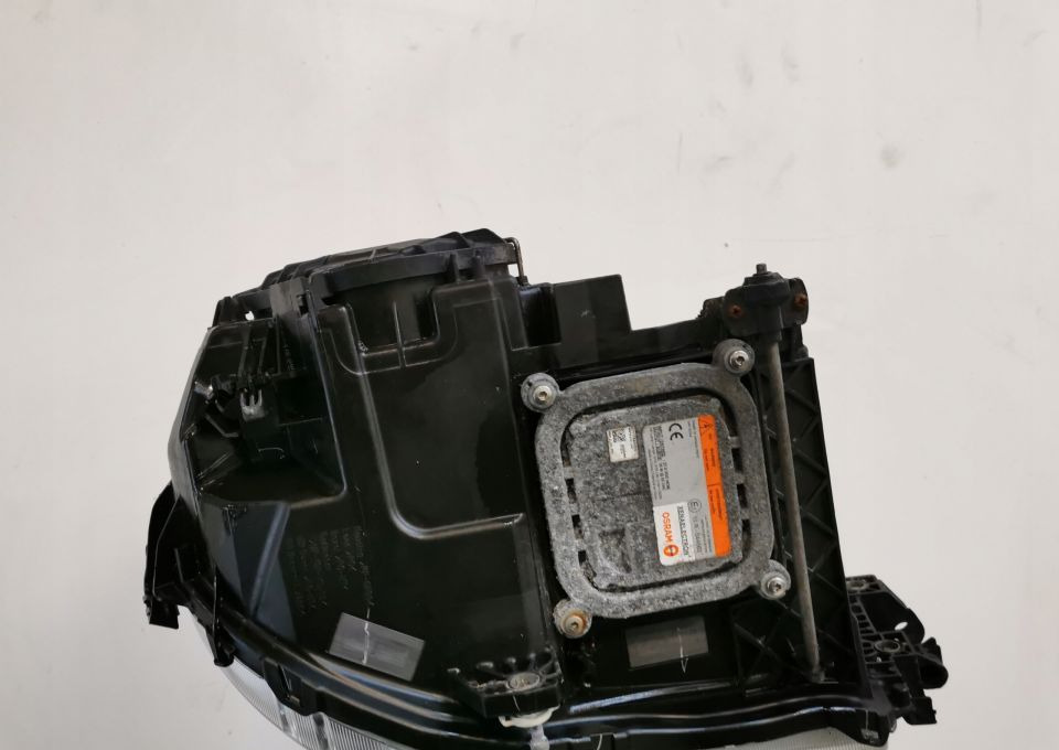 LAMPA MERCEDES ACTROS ANTOS XENON mp4 A9608202639 - Feu avant pour Camion: photos 3 LAMPA MERCEDES ACTROS ANTOS XENON mp4 A9608202639 - Feu avant pour Camion: photos 3