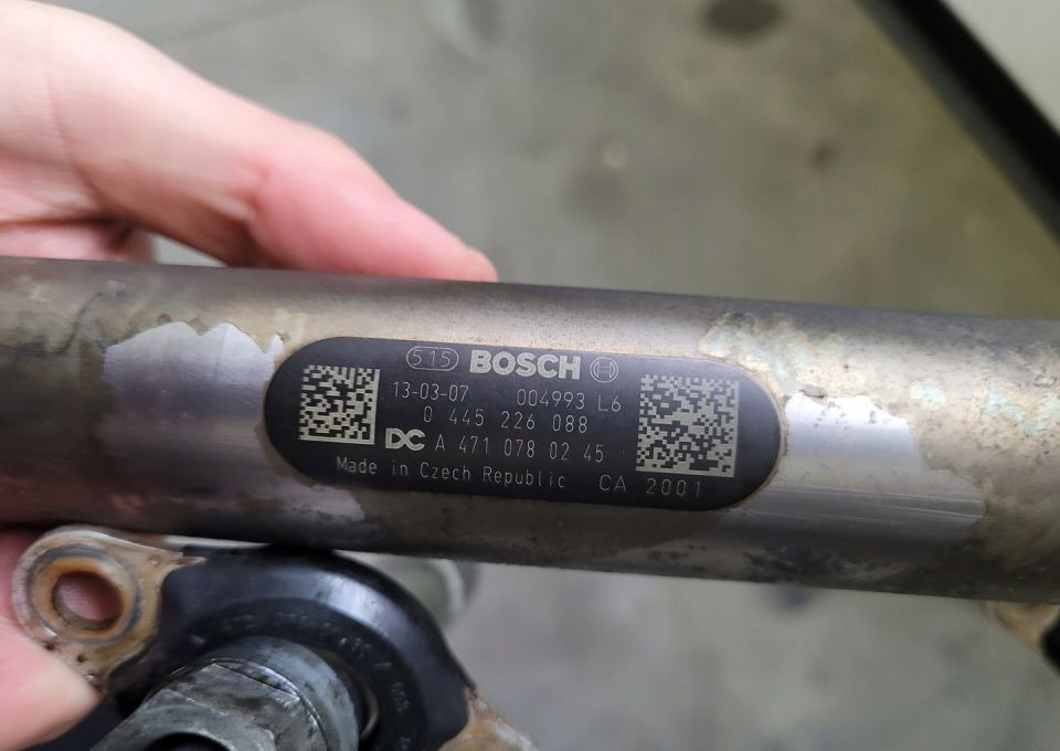 LISTWA WTRYSKOWA MERCEDES ACTROS MP4 A4710780245 - Système de carburant pour Camion: photos 3 LISTWA WTRYSKOWA MERCEDES ACTROS MP4 A4710780245 - Système de carburant pour Camion: photos 3