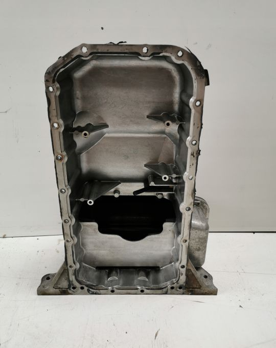 MISKA OLEJOWA MAXITY CABSTAR 3.0 DXI ZD3 - Carter d'huile pour Camion: photos 2 MISKA OLEJOWA MAXITY CABSTAR 3.0 DXI ZD3 - Carter d'huile pour Camion: photos 2