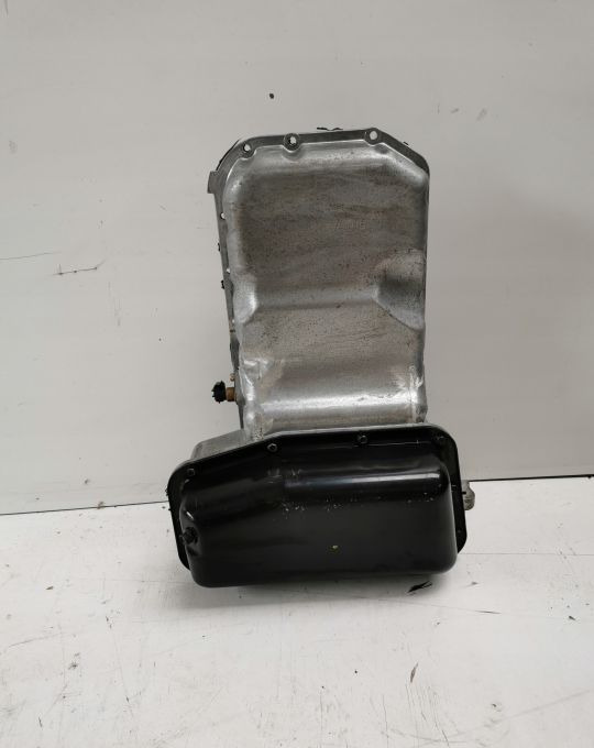 MISKA OLEJOWA MAXITY CABSTAR 3.0 DXI ZD3 - Carter d'huile pour Camion: photos 1 MISKA OLEJOWA MAXITY CABSTAR 3.0 DXI ZD3 - Carter d'huile pour Camion: photos 1