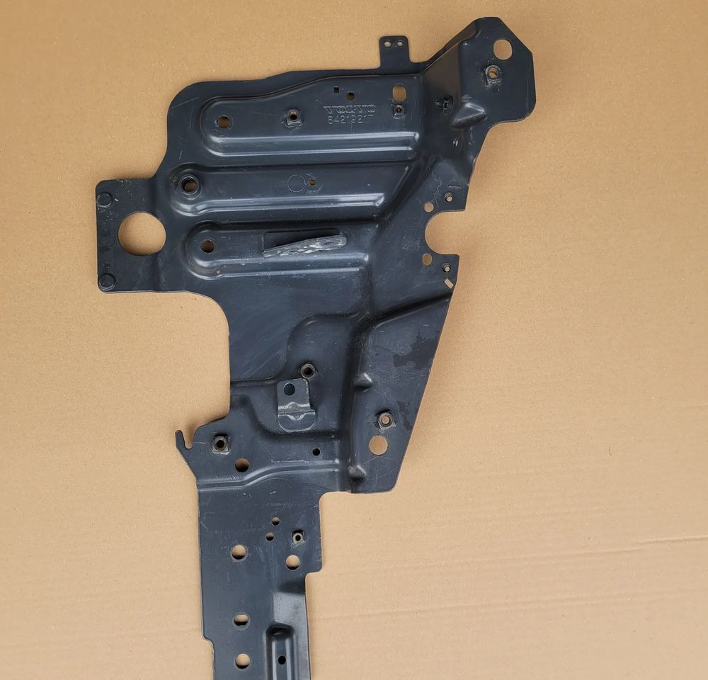 MOCOWANIE WSPORNIK VOLVO FH5 RH/LH 84219217 /84219213 ORYGINAŁ CHWALIM116 - Carrosserie et extérieur pour Camion: photos 3 MOCOWANIE WSPORNIK VOLVO FH5 RH/LH 84219217 /84219213 ORYGINAŁ CHWALIM116 - Carrosserie et extérieur pour Camion: photos 3