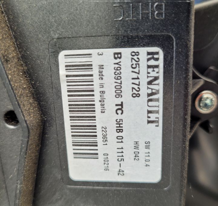 NAGRZEWNICA RENAUL RANGE T GAMA OM 7484553426/02 - Système de refroidissement pour Camion: photos 5 NAGRZEWNICA RENAUL RANGE T GAMA OM 7484553426/02 - Système de refroidissement pour Camion: photos 5