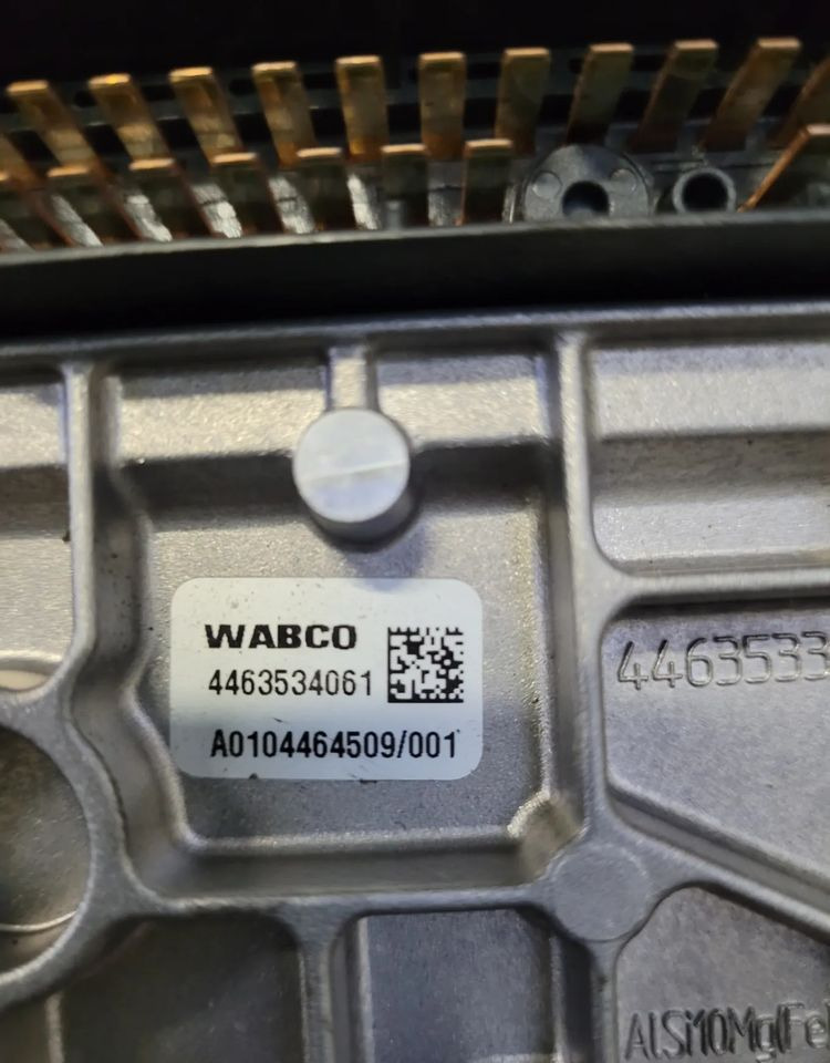STEROWNIK WYBIERAKA MERCEDES ACTROS MP4 A0014464509/001 CHWALIM116 - Bloc de gestion pour Camion: photos 1 STEROWNIK WYBIERAKA MERCEDES ACTROS MP4 A0014464509/001 CHWALIM116 - Bloc de gestion pour Camion: photos 1