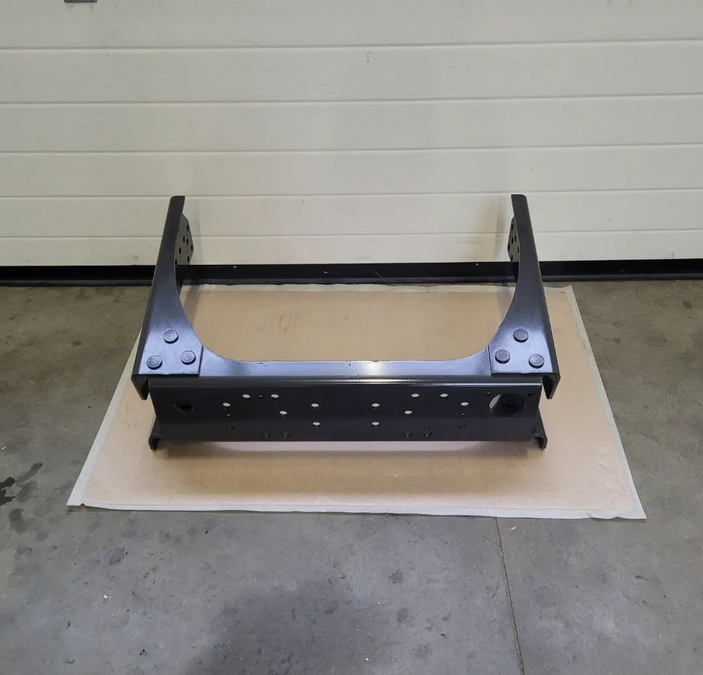 ZAKOŃCZENIE RAMY VOLVO FH4 FH5 22438937 NOWE - Frame/ Châssis pour Camion: photos 1 ZAKOŃCZENIE RAMY VOLVO FH4 FH5 22438937 NOWE - Frame/ Châssis pour Camion: photos 1