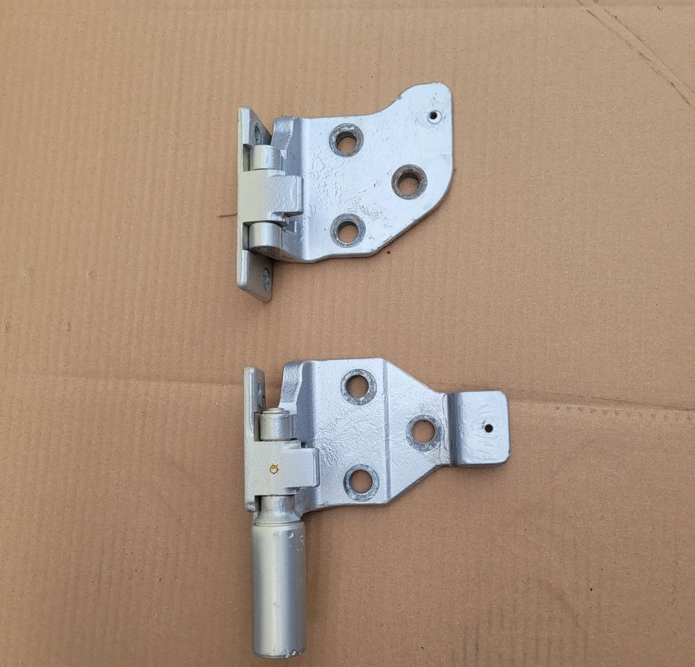 ZAWIASY DRZWI LEWY IVECO S WAY ORYGINAŁ CHWALIM116 - Portière et pièces pour Camion: photos 1 ZAWIASY DRZWI LEWY IVECO S WAY ORYGINAŁ CHWALIM116 - Portière et pièces pour Camion: photos 1