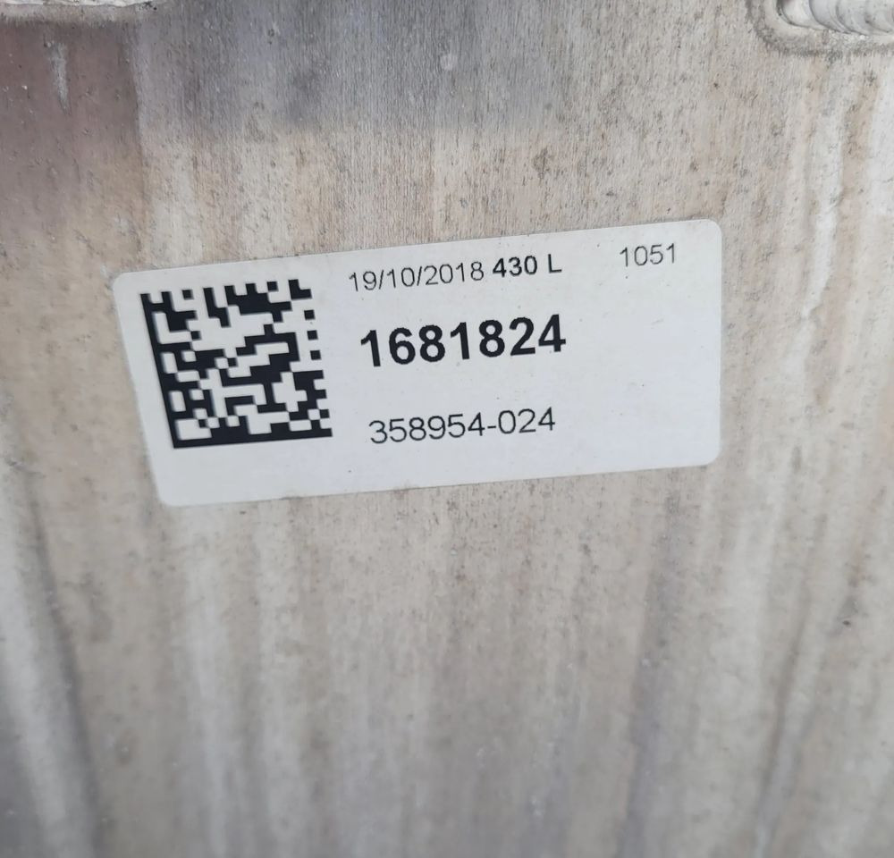 ZBIORNIK PALIWA DAF XF 106 CF 430L - Réservoir de carburant pour Camion: photos 4 ZBIORNIK PALIWA DAF XF 106 CF 430L - Réservoir de carburant pour Camion: photos 4