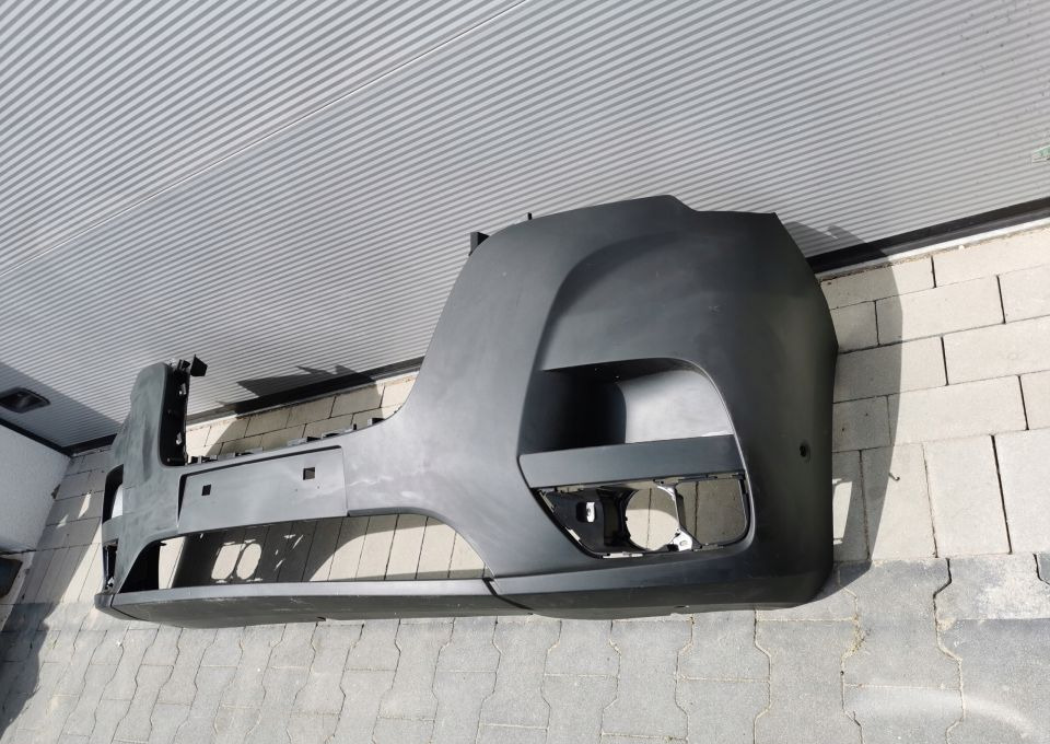 Zderzak RENAULT MASTER NOWY MODEL - Pare-chocs pour Camion: photos 2 Zderzak RENAULT MASTER NOWY MODEL - Pare-chocs pour Camion: photos 2