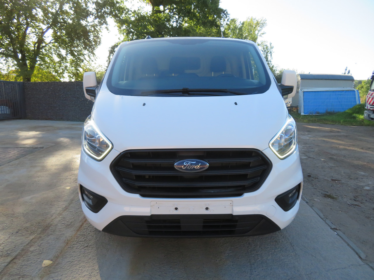 Ford Transit Custom 2.0 Trend - Fourgonnette: photos 2 Ford Transit Custom 2.0 Trend - Fourgonnette: photos 2