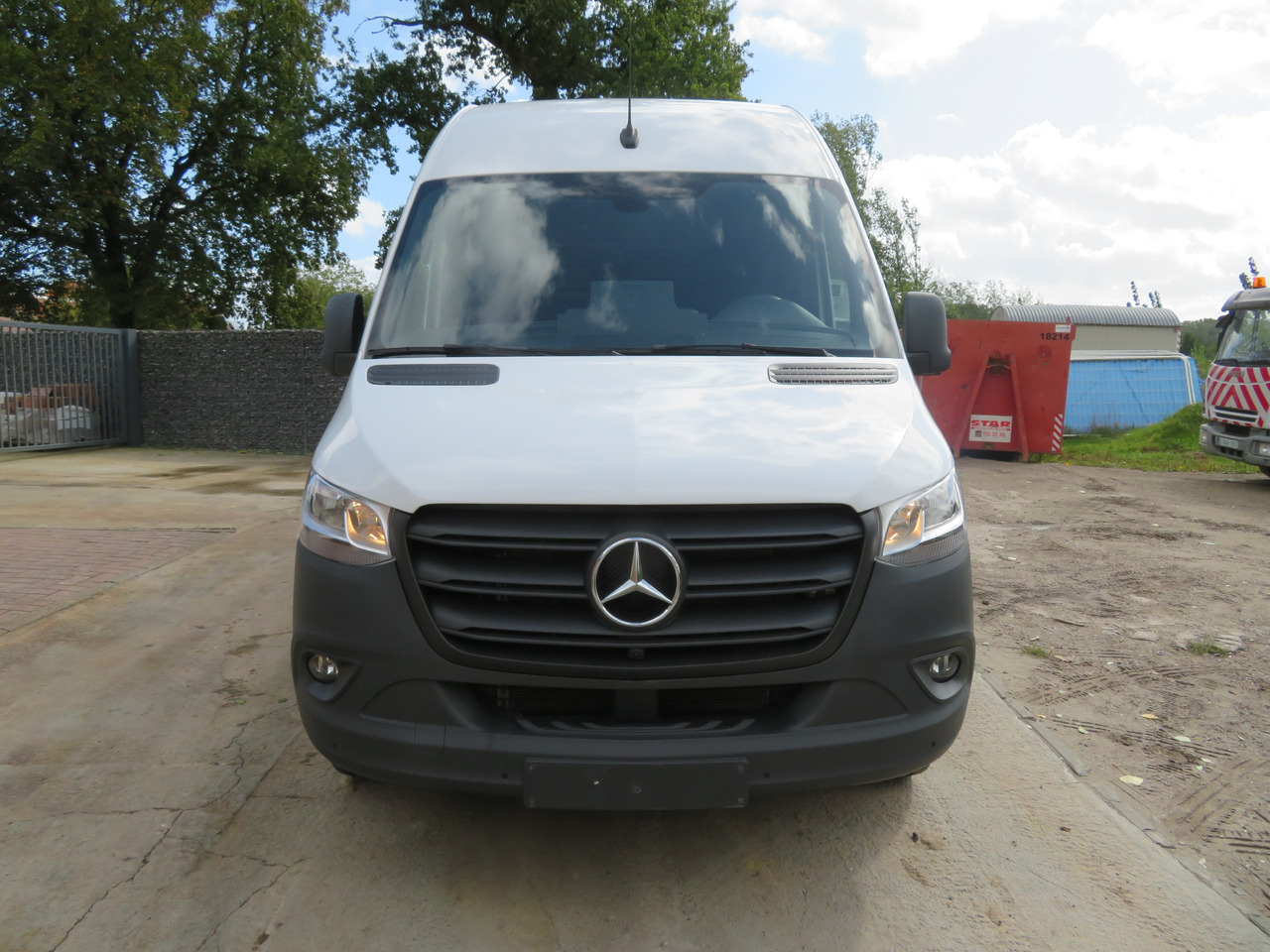 Mercedes-Benz Sprinter 317cdi - A3H2 - Fourgon utilitaire: photos 2 Mercedes-Benz Sprinter 317cdi - A3H2 - Fourgon utilitaire: photos 2