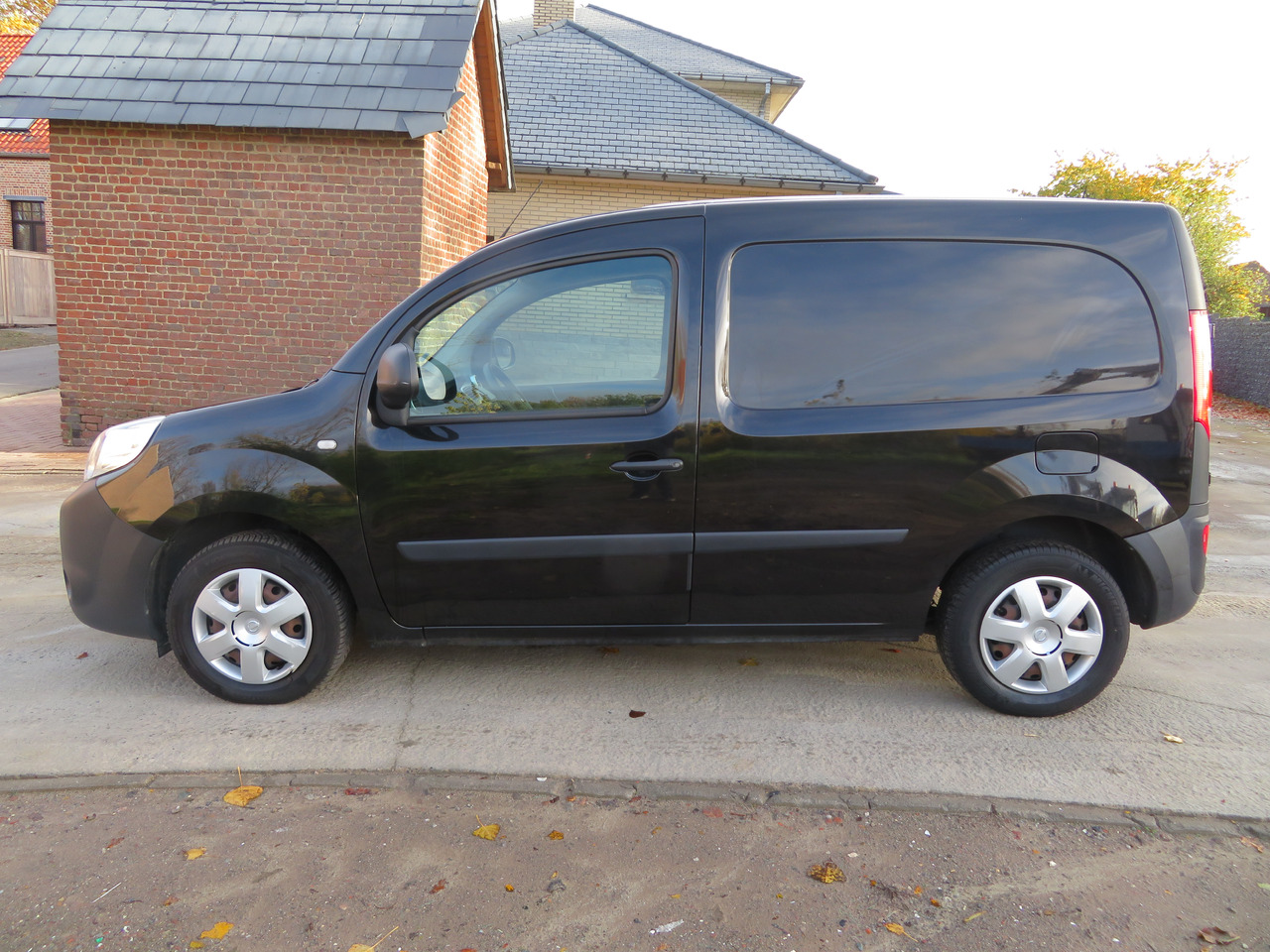 Nissan NV250 1.5dCi - Fourgonnette: photos 4 Nissan NV250 1.5dCi - Fourgonnette: photos 4