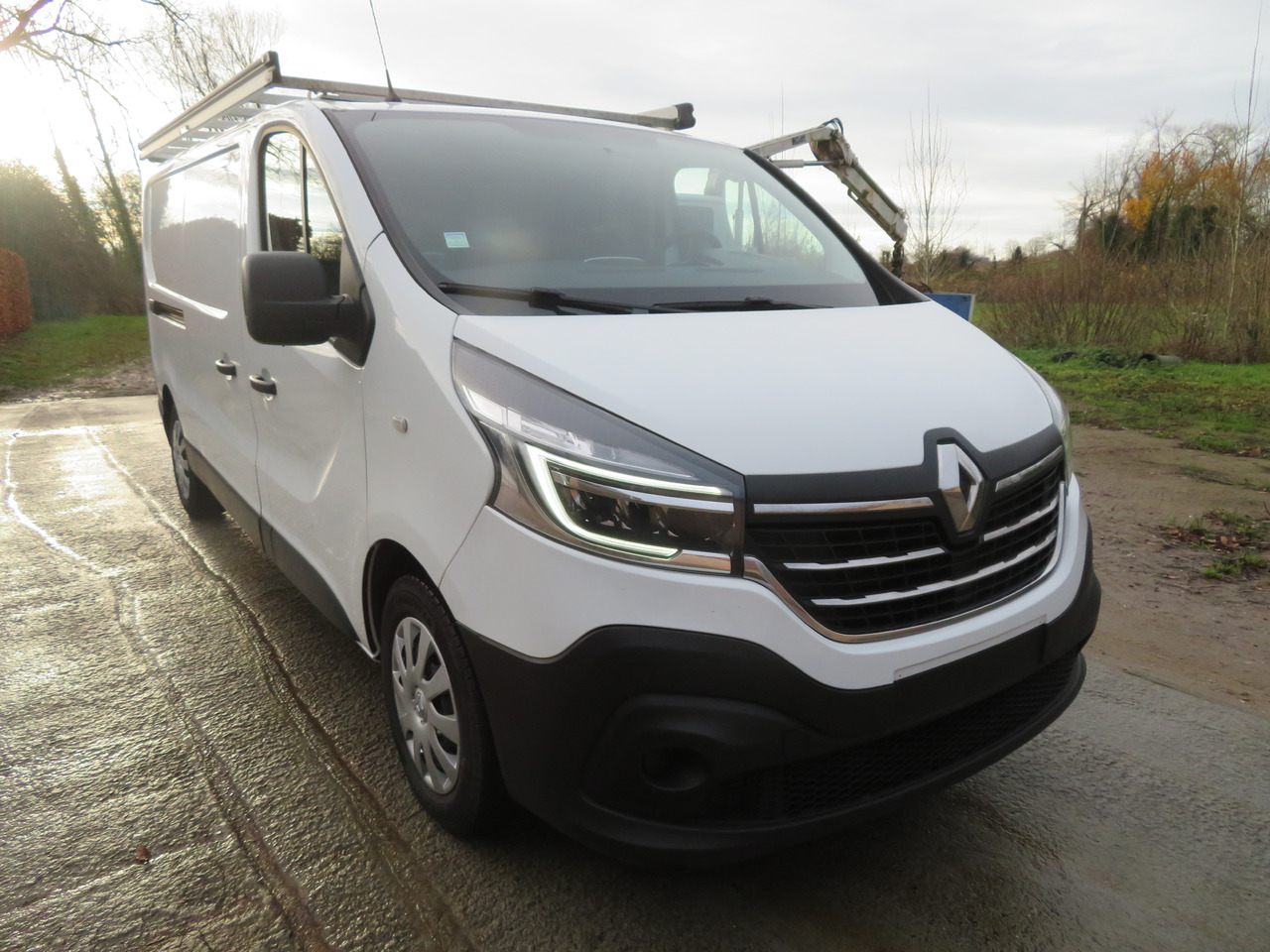 Renault Trafic 2.0dCi Grand Confort - L2H1 - Fourgonnette: photos 1 Renault Trafic 2.0dCi Grand Confort - L2H1 - Fourgonnette: photos 1