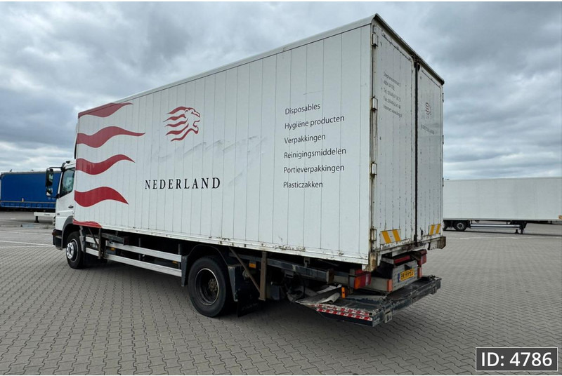 Mercedes-Benz Atego 1318 Day Cab, Euro 5, BDF / EPS automatic / DHOLLANDIA 2000KG - Camion porte-conteneur/ Caisse mobile: photos 2 Mercedes-Benz Atego 1318 Day Cab, Euro 5, BDF / EPS automatic / DHOLLANDIA 2000KG - Camion porte-conteneur/ Caisse mobile: photos 2
