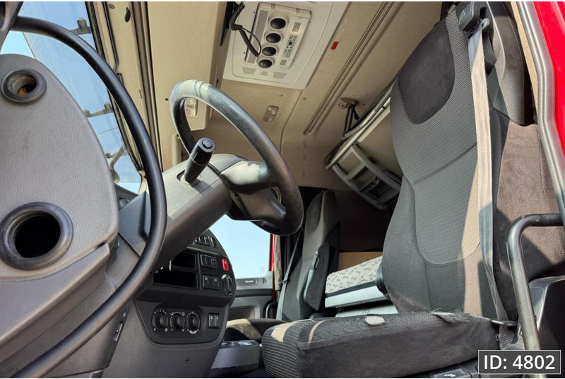 DAF XF 440 SC, Euro 6, / Standklima / 2x Tank / Fridge - Tracteur routier: photos 5 DAF XF 440 SC, Euro 6, / Standklima / 2x Tank / Fridge - Tracteur routier: photos 5