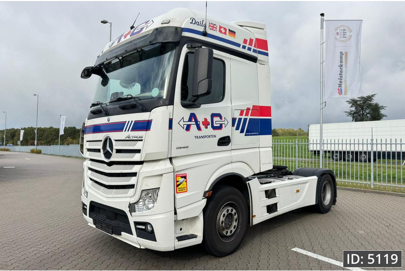 Mercedes-Benz Actros 1845 GigaSpace, Euro 6, / Fridge / 2 Tanks / 3 Pieces - Tracteur routier: photos 1 Mercedes-Benz Actros 1845 GigaSpace, Euro 6, / Fridge / 2 Tanks / 3 Pieces - Tracteur routier: photos 1