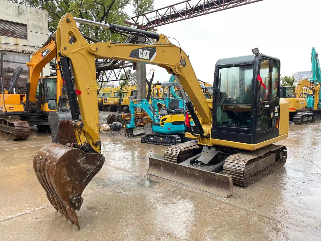 CAT 305.5E Mini excavator Click for Discount - Mini pelle: photos 2 CAT 305.5E Mini excavator Click for Discount - Mini pelle: photos 2