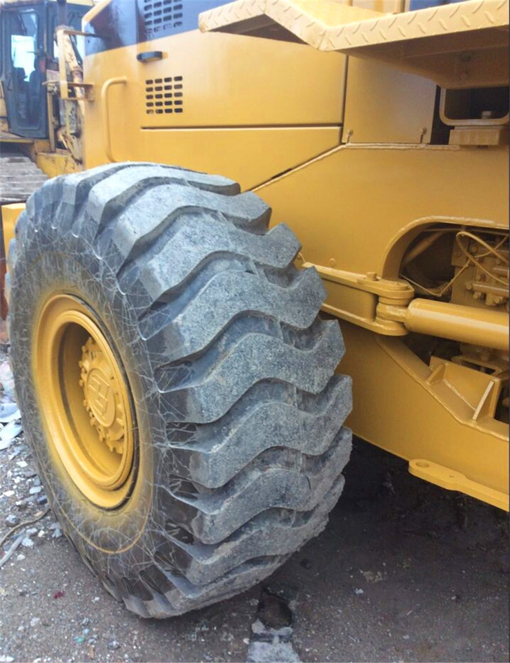CAT Wheel Loader CAT 950F - Chargeuse sur pneus: photos 4 CAT Wheel Loader CAT 950F - Chargeuse sur pneus: photos 4