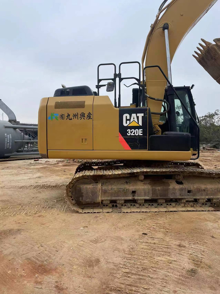CATERPILLAR 320E - Pelle sur chenille: photos 5 CATERPILLAR 320E - Pelle sur chenille: photos 5