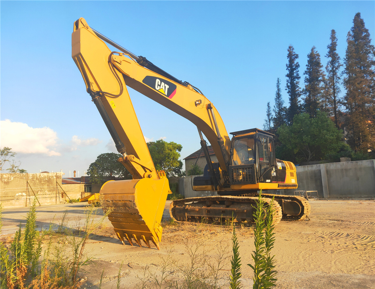 CATERPILLAR Crawler Excavator 325D  Good Condition - Pelle sur chenille: photos 1 CATERPILLAR Crawler Excavator 325D  Good Condition - Pelle sur chenille: photos 1