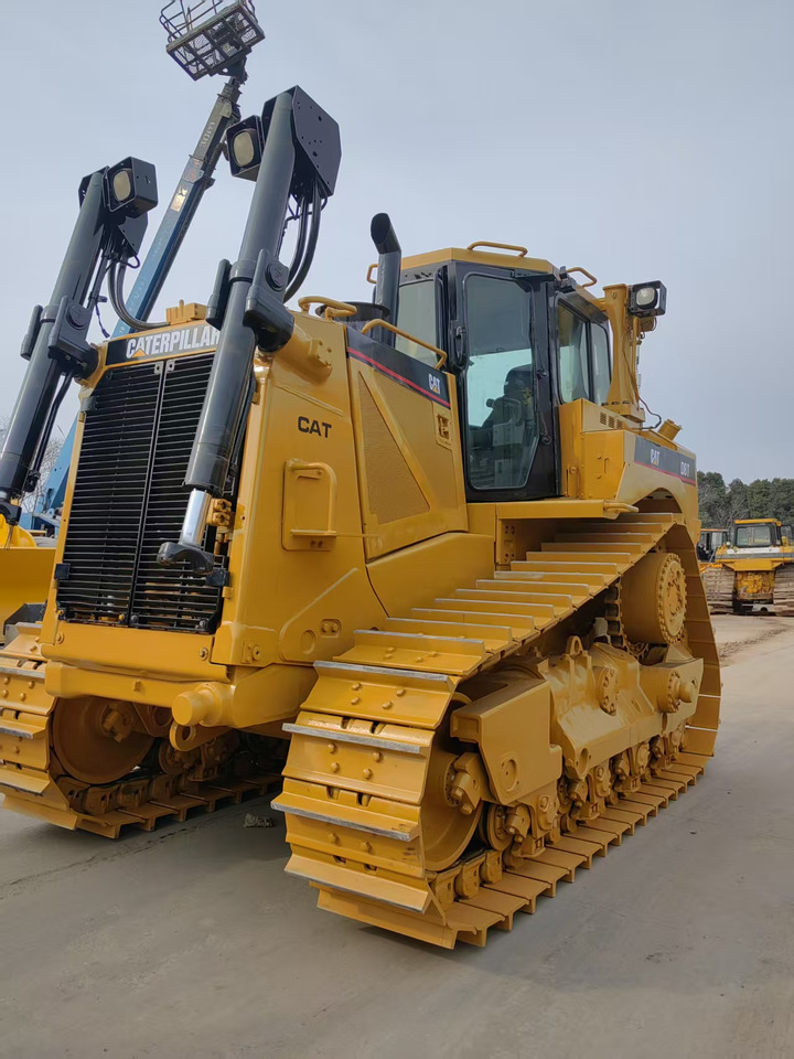 CATERPILLAR D8T Bulldozer Click for Discount - Bulldozer: photos 1 CATERPILLAR D8T Bulldozer Click for Discount - Bulldozer: photos 1