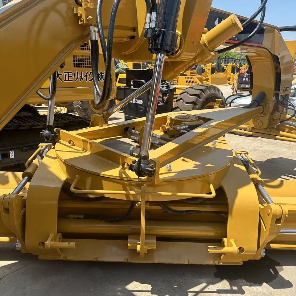 CATERPILLAR Grader 140H Click Here for Discount - Niveleuse: photos 4 CATERPILLAR Grader 140H Click Here for Discount - Niveleuse: photos 4