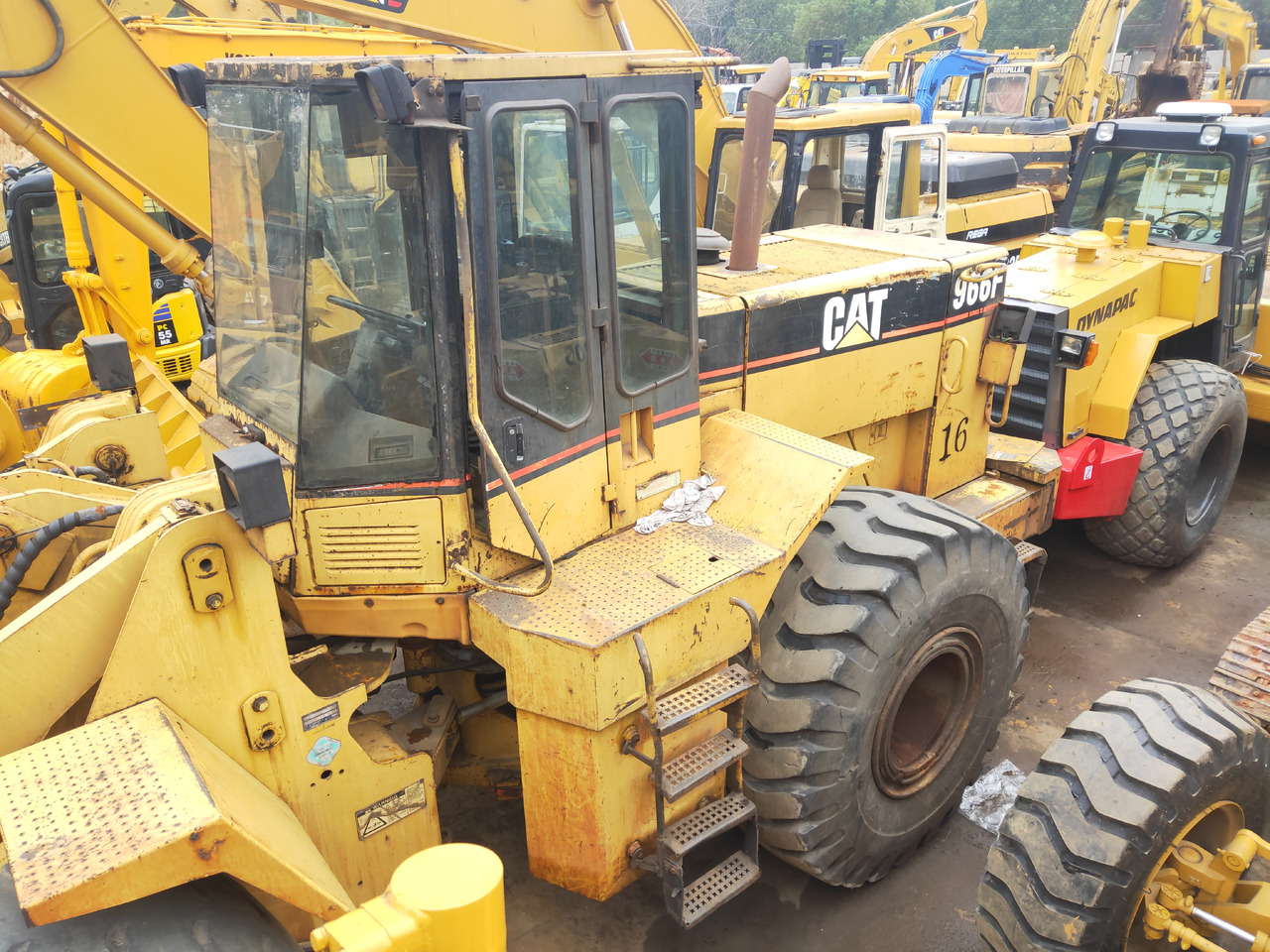 CATERPILLAR Wheel Loader 966F CLick Here for Discount - Chargeuse sur pneus: photos 5 CATERPILLAR Wheel Loader 966F CLick Here for Discount - Chargeuse sur pneus: photos 5