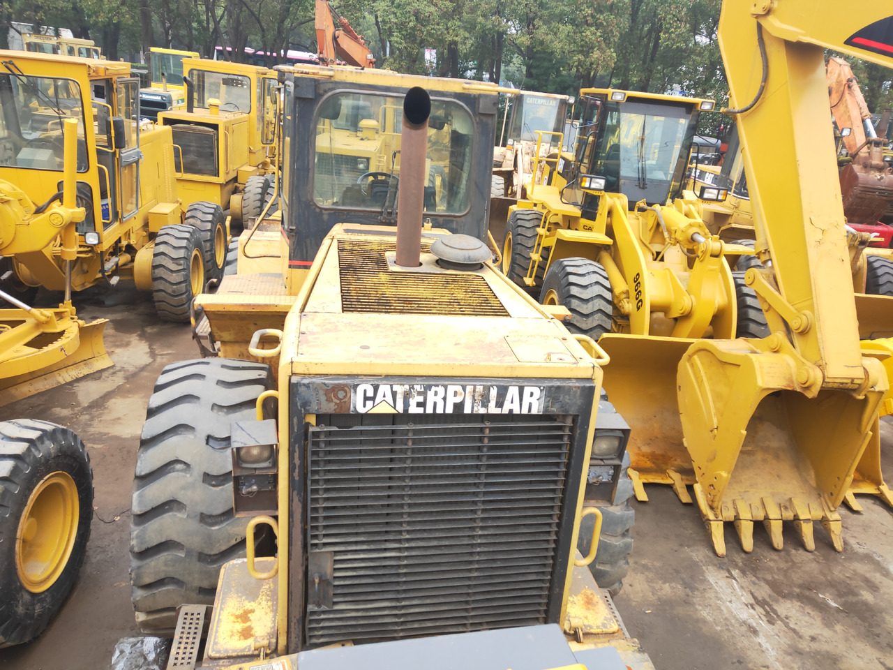 CATERPILLAR Wheel Loader 966F CLick Here for Discount - Chargeuse sur pneus: photos 2 CATERPILLAR Wheel Loader 966F CLick Here for Discount - Chargeuse sur pneus: photos 2