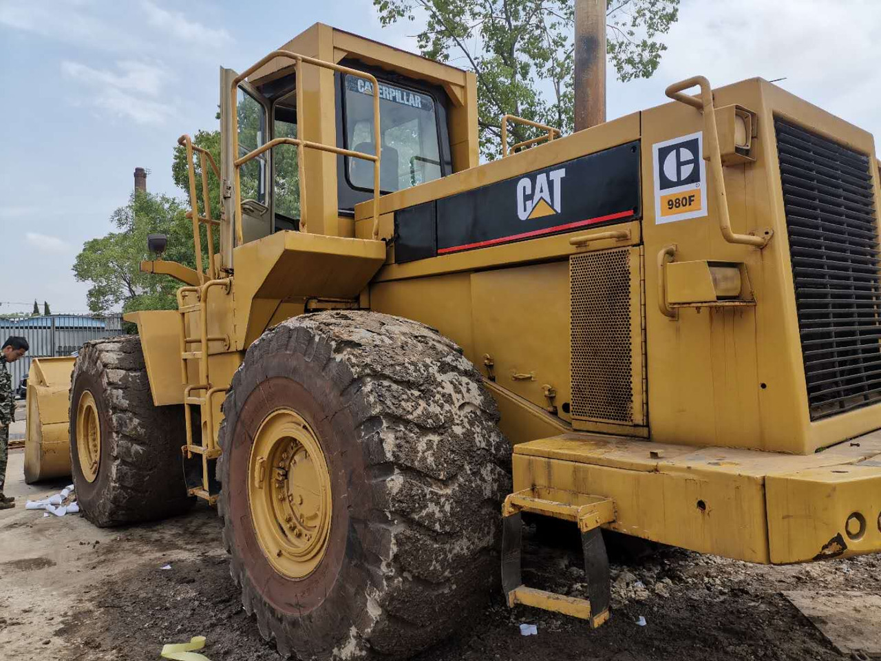 CATERPILLAR Wheel Loader CAT 980F - Chargeuse sur pneus: photos 2 CATERPILLAR Wheel Loader CAT 980F - Chargeuse sur pneus: photos 2