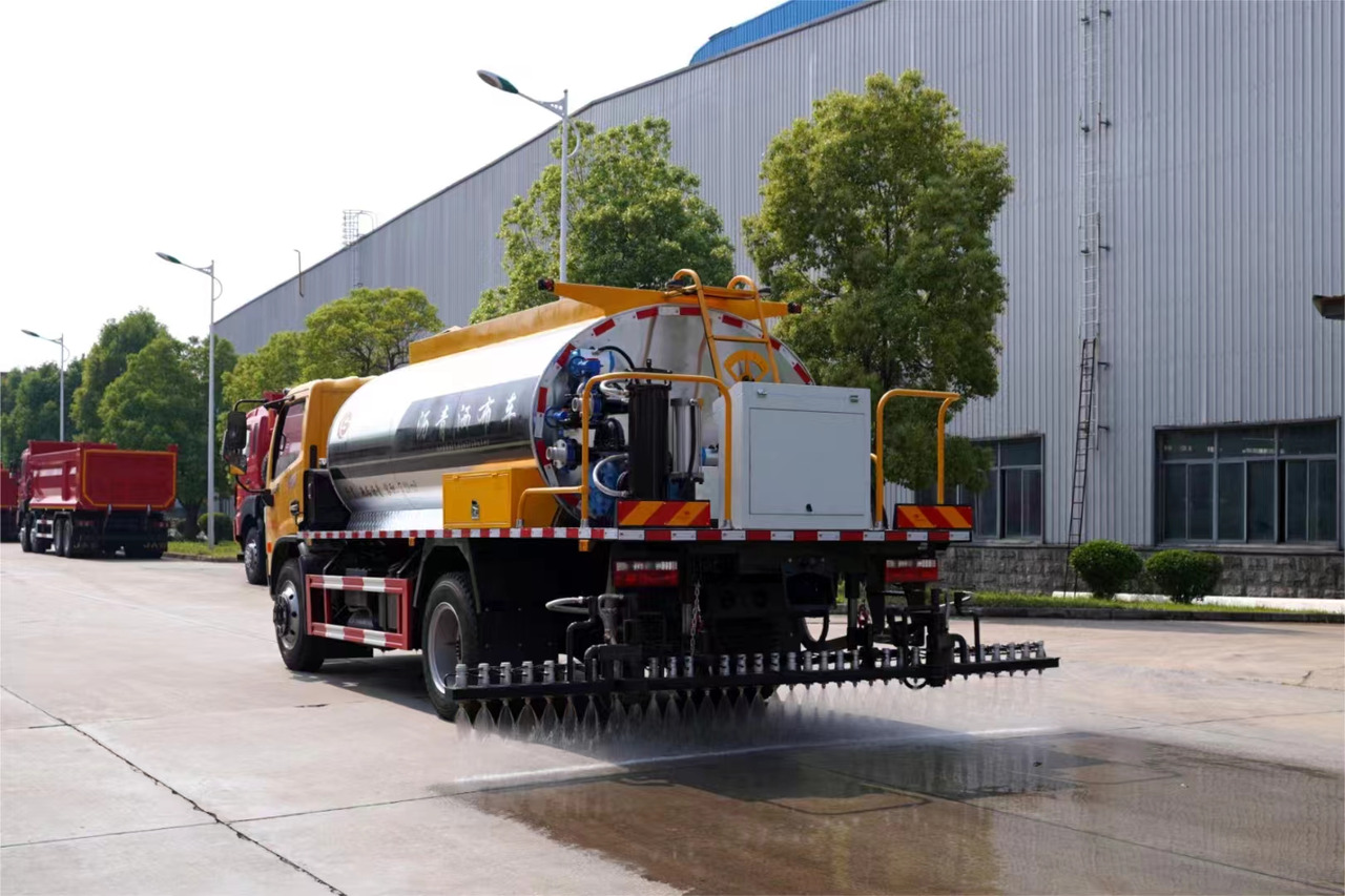 DONGFENG Asphalt Spreader - Finisseur: photos 4 DONGFENG Asphalt Spreader - Finisseur: photos 4
