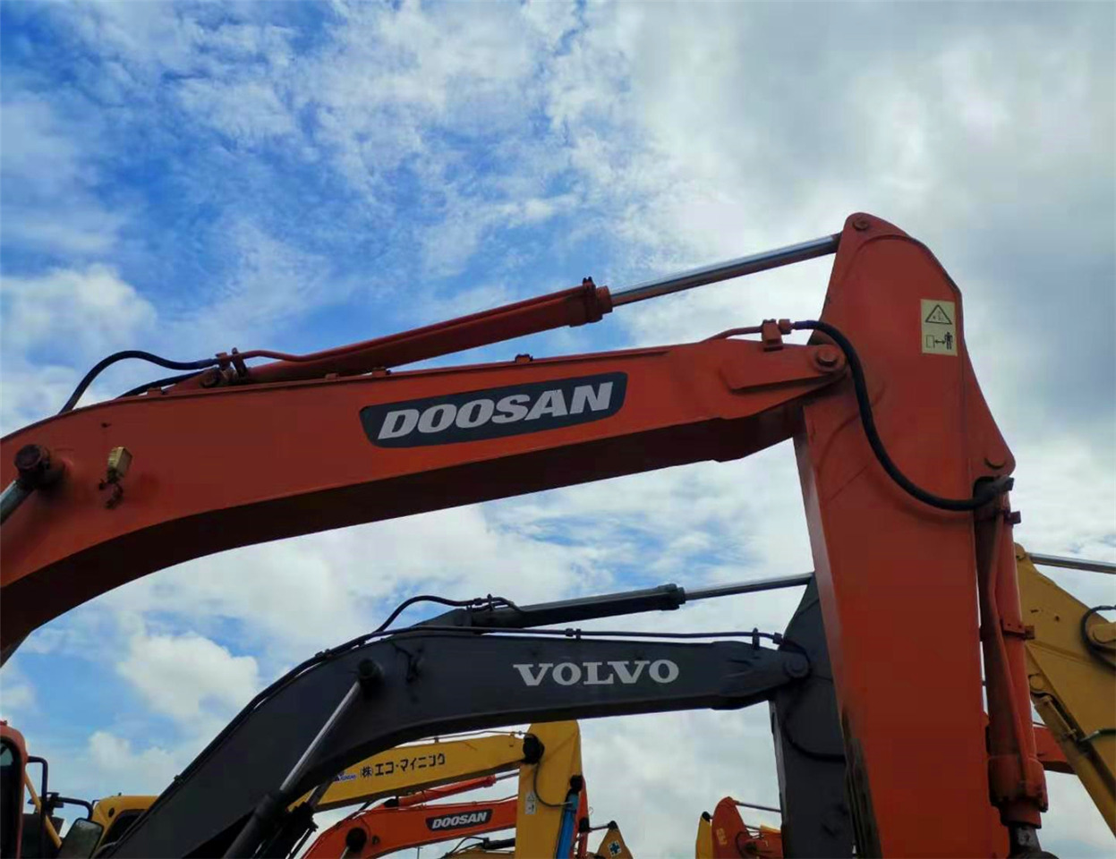 DOOSAN Excavator DH300 Click Here for Discount - Pelle: photos 3 DOOSAN Excavator DH300 Click Here for Discount - Pelle: photos 3