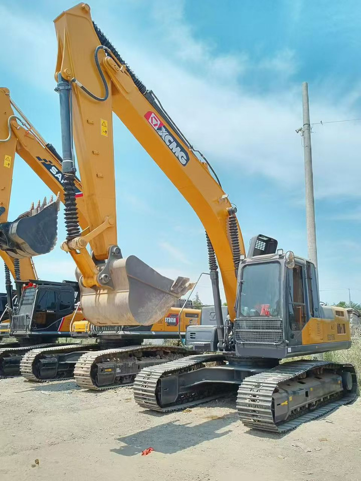 XCMG XE215DA Excavator Click for Discount - Engins de chantier: photos 4 XCMG XE215DA Excavator Click for Discount - Engins de chantier: photos 4