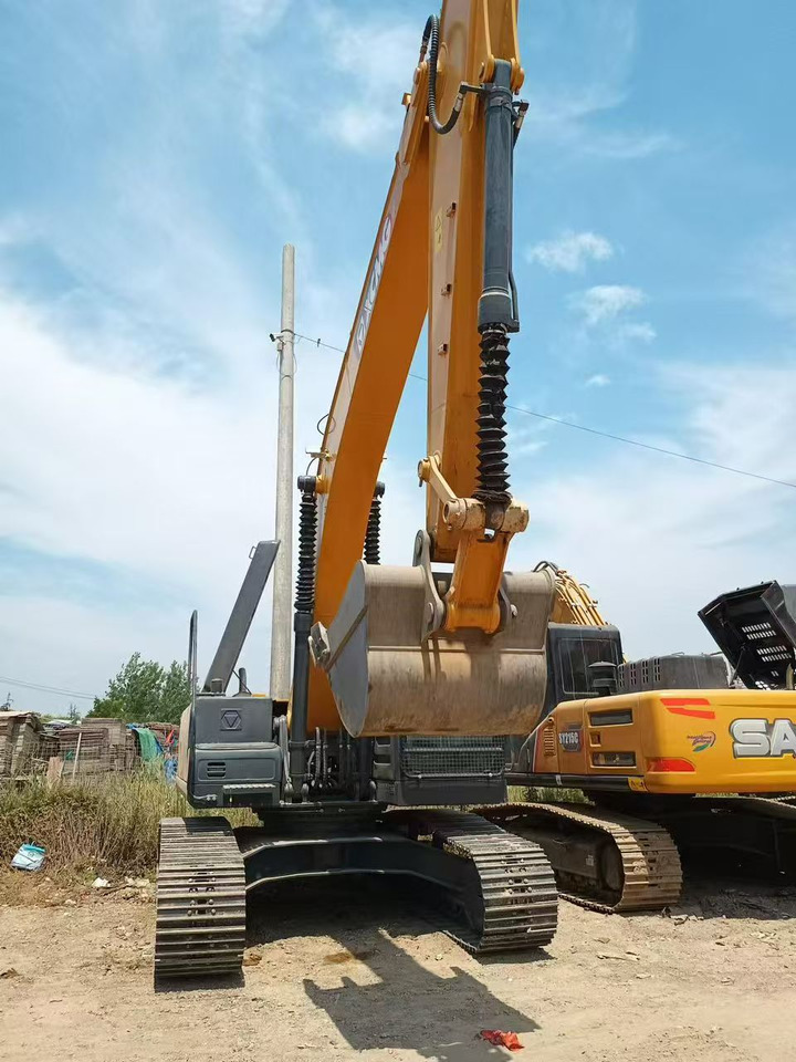 XCMG XE215DA Excavator Click for Discount - Engins de chantier: photos 3 XCMG XE215DA Excavator Click for Discount - Engins de chantier: photos 3