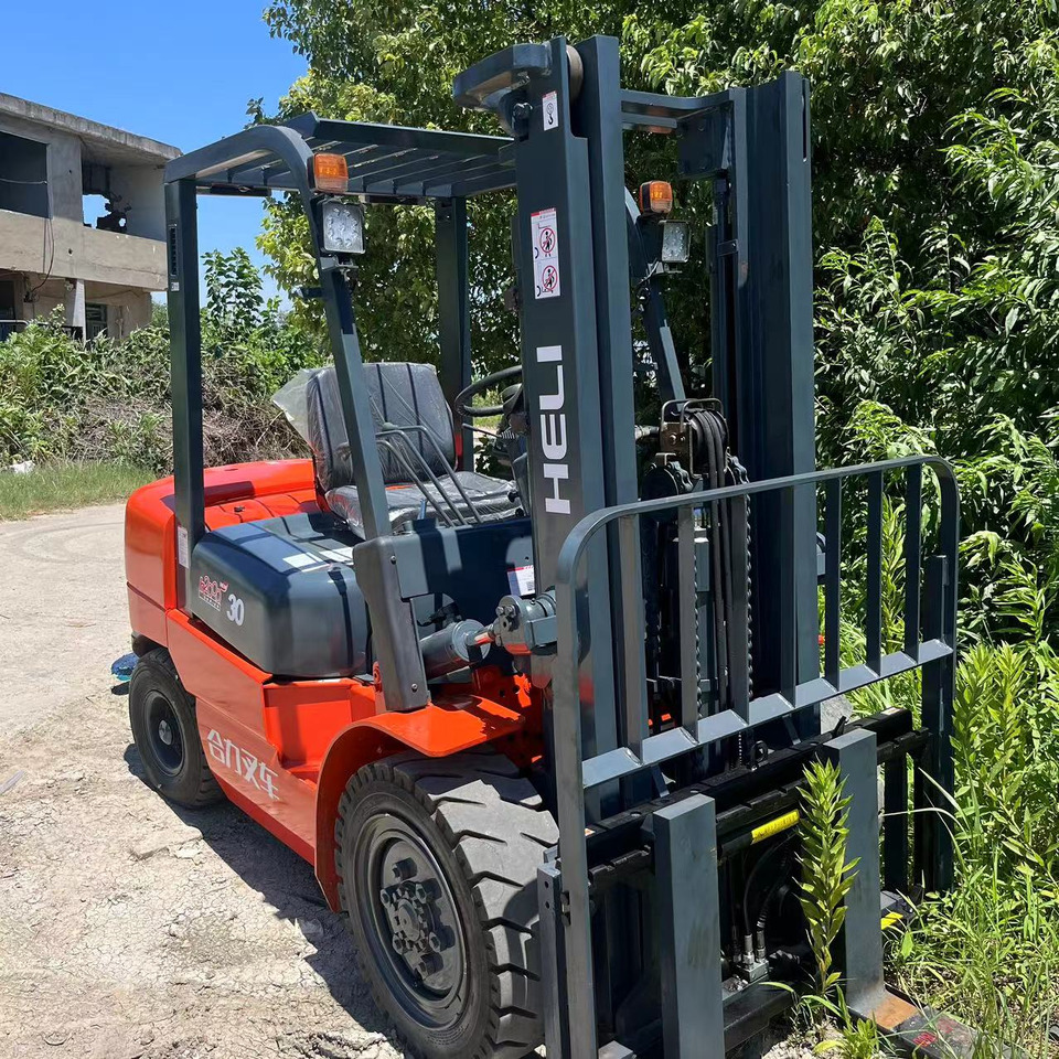 HELI Forklift 3 ton Click Here for Discount - Chariot élévateur diesel: photos 3 HELI Forklift 3 ton Click Here for Discount - Chariot élévateur diesel: photos 3
